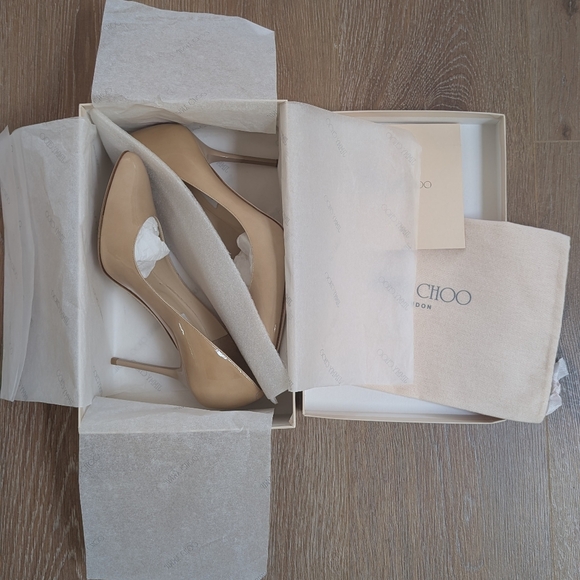 NIB Jimmy Choo 247 Lewis Nude Patent Leather Stiletto Pumps - Picture 2 of 6
